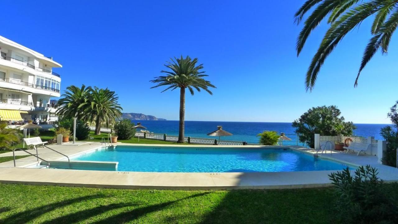 Acapulco Playa 404 Nerja Apartman Kültér fotó
